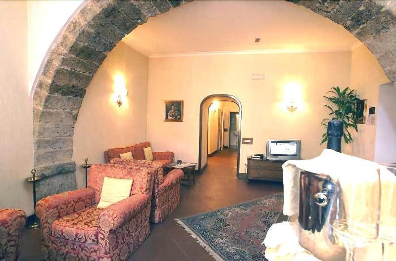 Hotel&Ristorante Miramonti Palazzo Storico Rieti Exterior photo