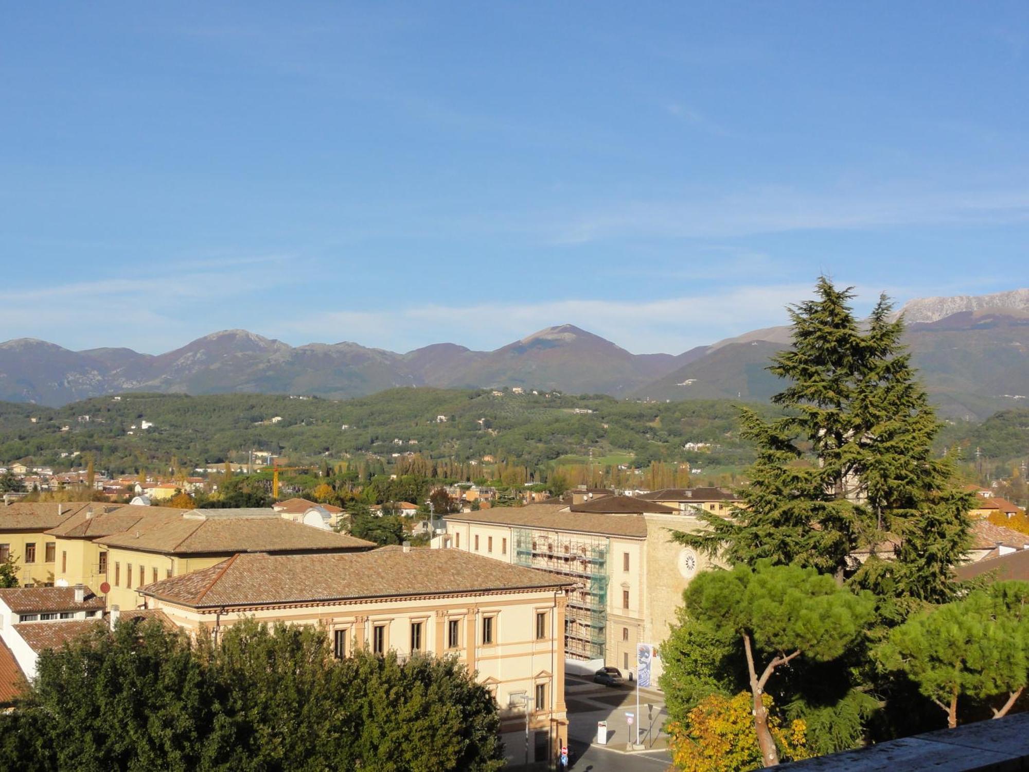 Hotel&Ristorante Miramonti Palazzo Storico Rieti Exterior photo